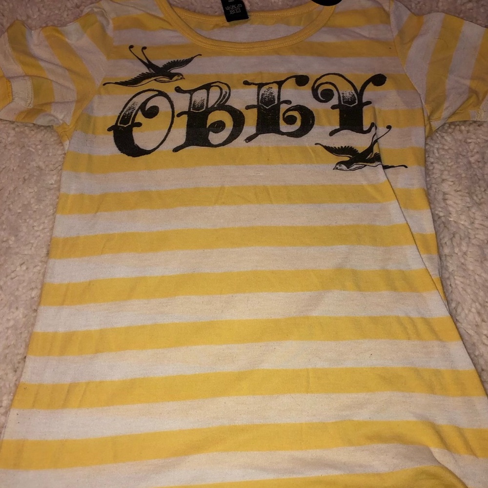 Obey Womens T shirt : Small